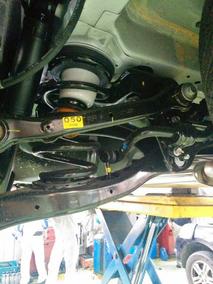 Santa fe 2015 底盤 相片