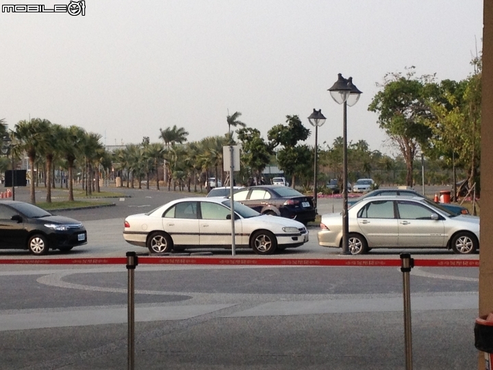 無良的技師讓車主在火燒車的風險中開車.