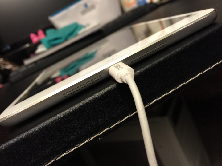 ipad mini 2 被壓歪了