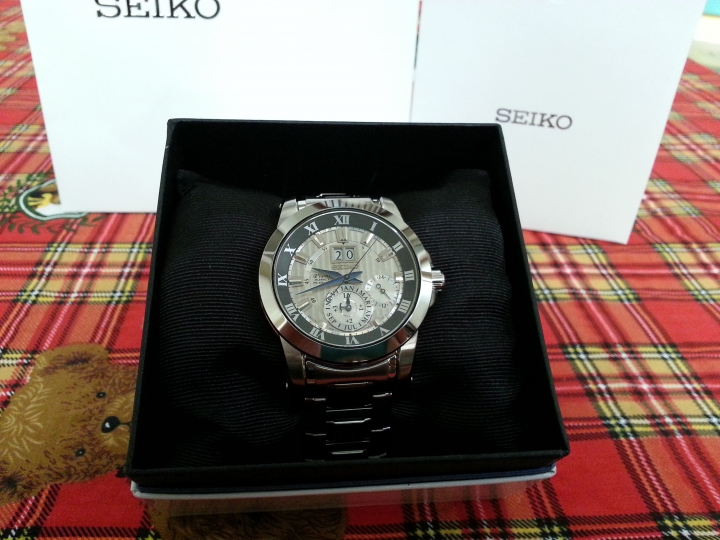 [開箱] SEIKO x Taiwan 60周年限量紀念錶 SNP111J1
