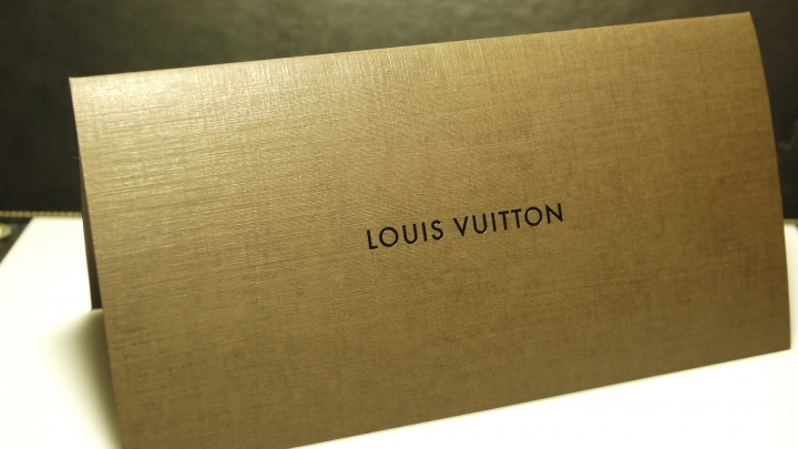 [開箱文] Louis Vuitton的MULTIPLE Taiga錢包