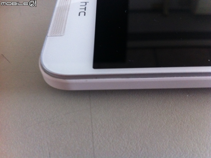 HTC BUTTERFLY 2泡水