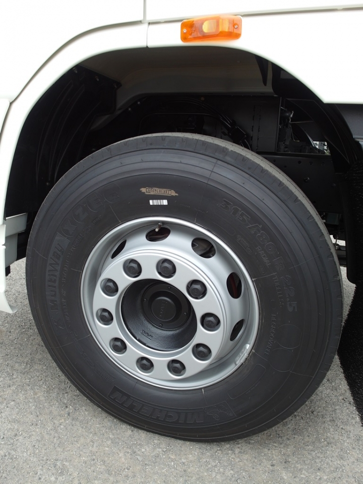分享 DAF 2015年全新車款 CF65  280  4X2  17噸商用貨車 ....
