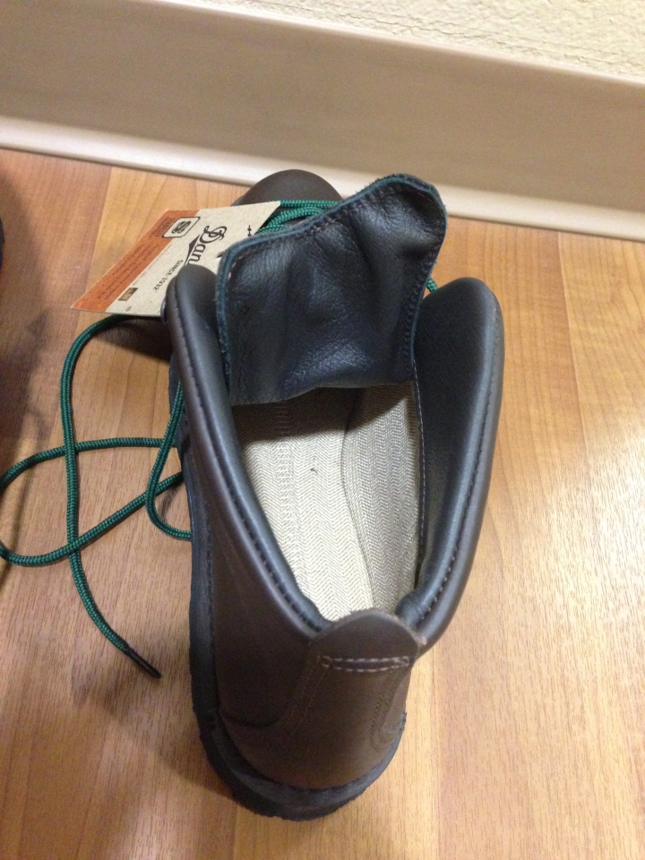 遲來分享的Danner Mountain Light II