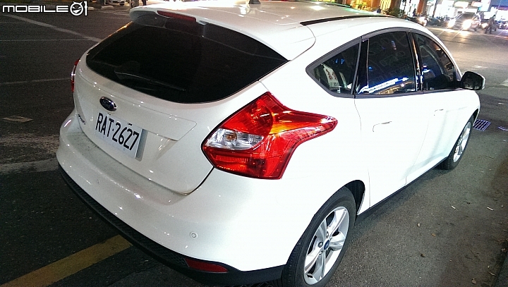 HONDA FIT V.S. FORD FOCUS 5D 1.6的租車使用分享