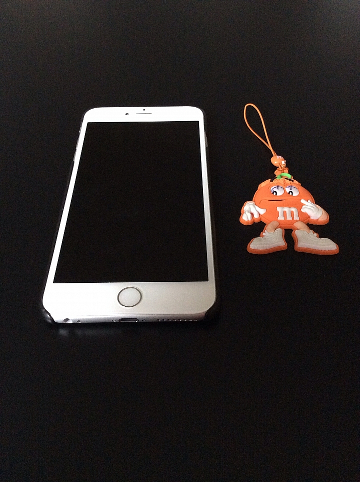 iphone6 plus碳纖維背殼入手