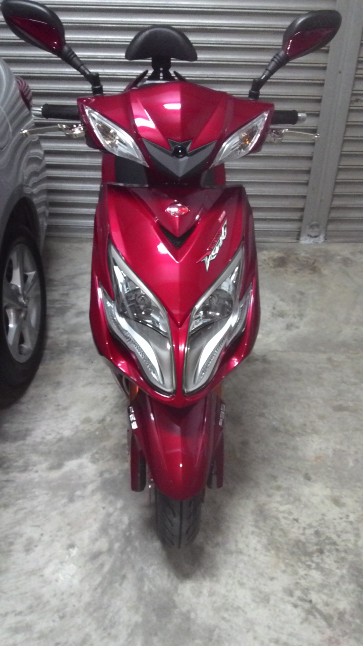 RCK 180 (ABS+motocam)暗紅色開箱