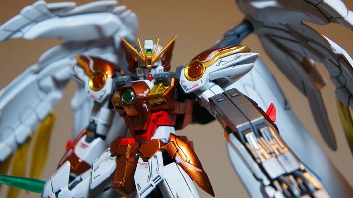 RG 1/144 WING GUNDAM ZERO EW
