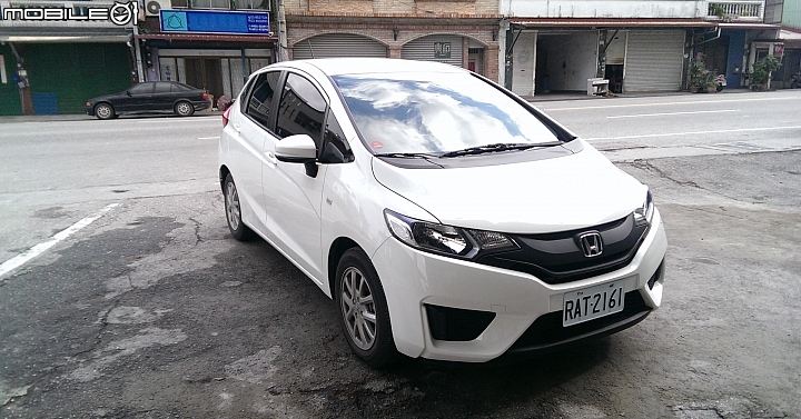 HONDA FIT V.S. FORD FOCUS 5D 1.6的租車使用分享