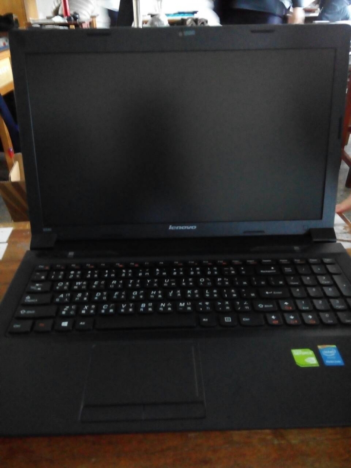 [開箱] lenovo ideapad B590