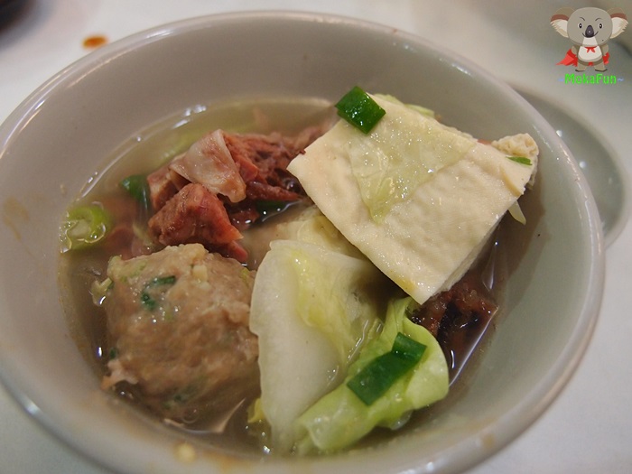 [食記]台中-清真恩德元餃子館。羊肉火鍋好滿足
