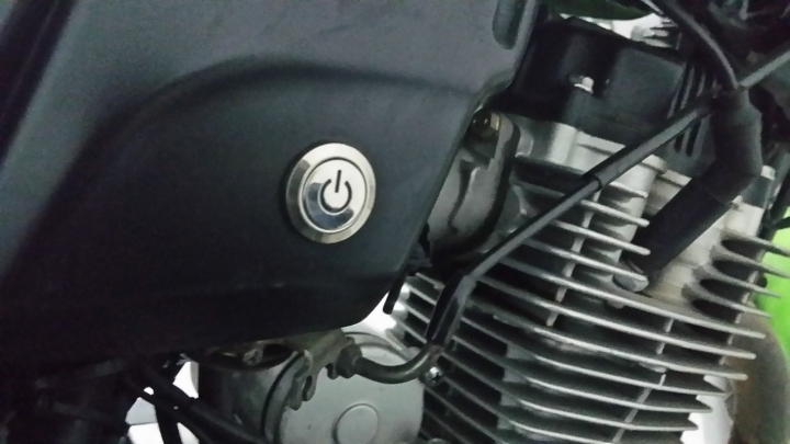 [電系] 貓瞳LED車燈(附與HID比較和試車影片)