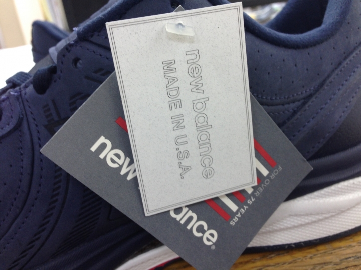 New Balance 總統慢跑鞋  M2040v2 Navy with Red