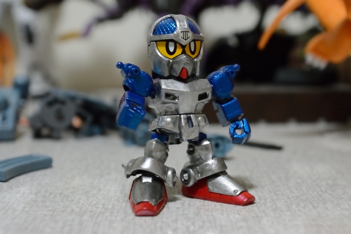 筆塗騎士鋼彈半完成品