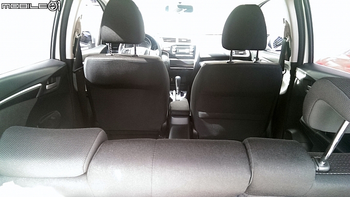 HONDA FIT V.S. FORD FOCUS 5D 1.6的租車使用分享