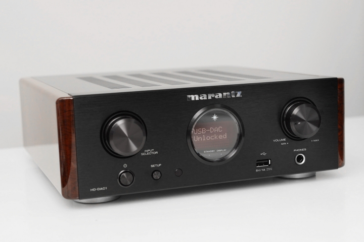 [01第一開箱] Marantz HD-DAC1