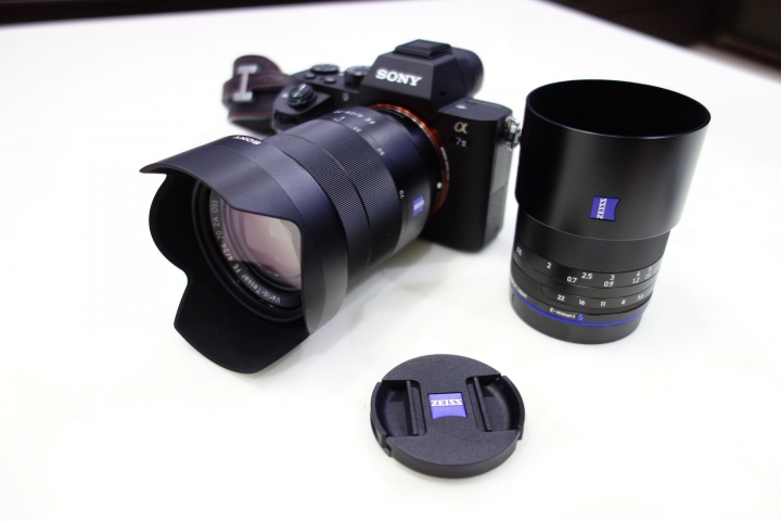 ZEISS  Loxia 50/f2   藍標、藍圈加持~ 從此考試都一百分!!!