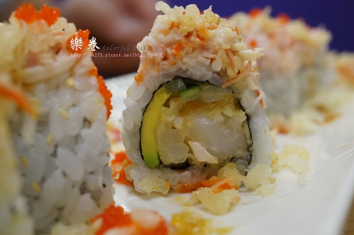 【台北美食】捷運中山站‧親子餐廳Colorful Roll 樂卷~美式加州卷Ｘ牛樂風拉麵不夠吃!?加麵不用錢！