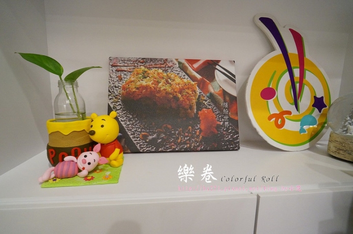 【台北美食】捷運中山站‧親子餐廳Colorful Roll 樂卷~美式加州卷Ｘ牛樂風拉麵不夠吃!?加麵不用錢！