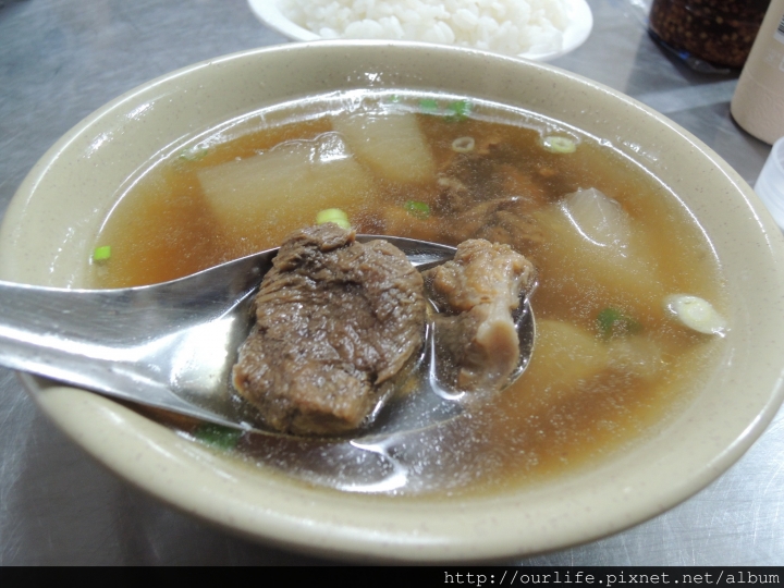 台中中區．夠味下飯的沙茶牛肉@老牌沙茶牛肉