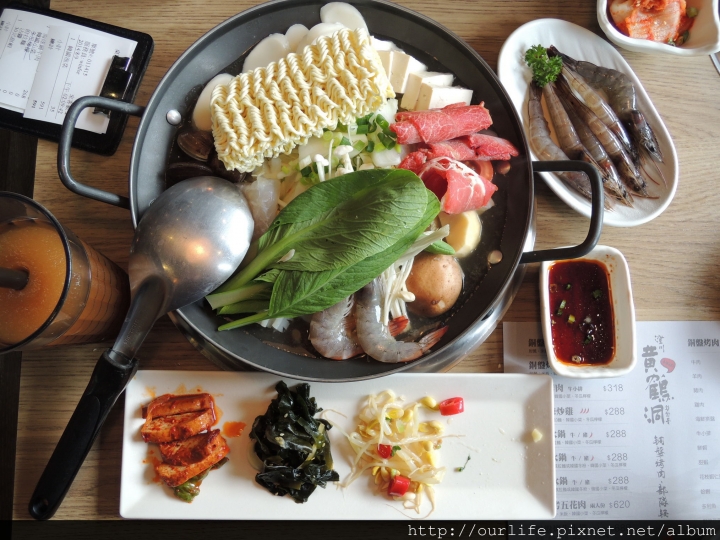 台中北區．268元韓式海陸鍋@黃鶴洞韓式料理中友店