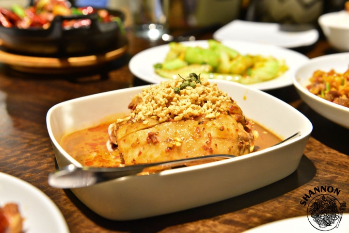 台北信義區[開飯川食堂(阪急店)]川菜、四川料理、聚餐、桌菜(市政府捷運站)