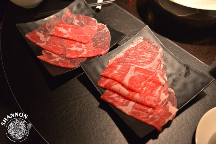 台北信義區[辛殿麻辣鍋(ATT 4 FUN信義店)]麻辣鍋、吃到飽、聚會、訂位、火鍋(市政府捷運站)