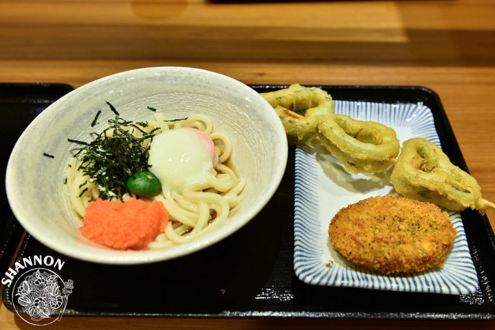 台北信義區[稻禾-微風松高]美食街、烏龍麵、連鎖店、日式料理、手工烏龍麵、現點現作(捷運市政府站)