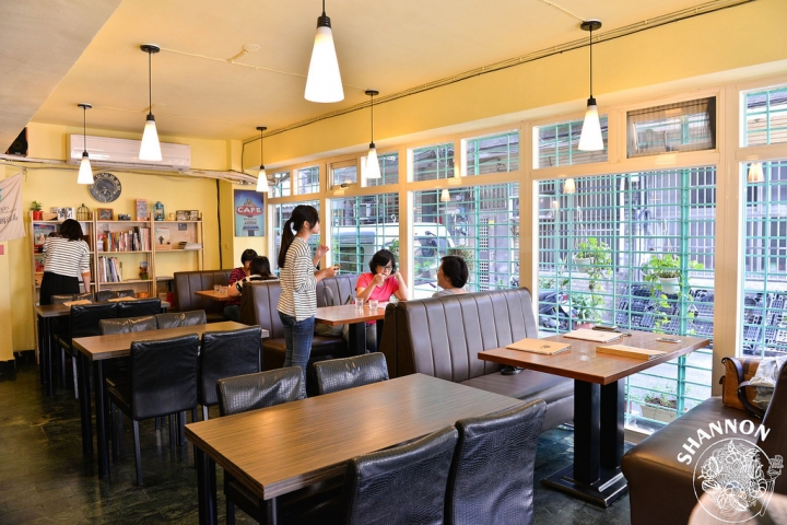 台北中山區[荷蘭小鬆餅]甜點、商業午餐、義大利麵、早午餐、輕食、地下街(捷運中山站/台北車站)