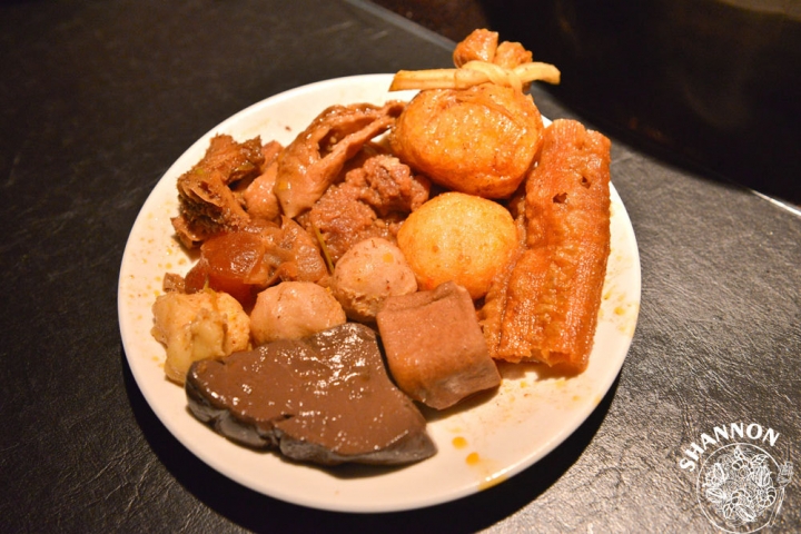 台北信義區[辛殿麻辣鍋(ATT 4 FUN信義店)]麻辣鍋、吃到飽、聚會、訂位、火鍋(市政府捷運站)