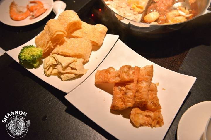 台北信義區[辛殿麻辣鍋(ATT 4 FUN信義店)]麻辣鍋、吃到飽、聚會、訂位、火鍋(市政府捷運站)