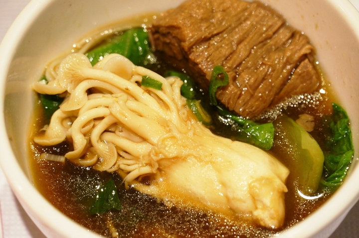 台北食記-永和平價牛排[ 熱火鮮切碳烤牛排館 ]