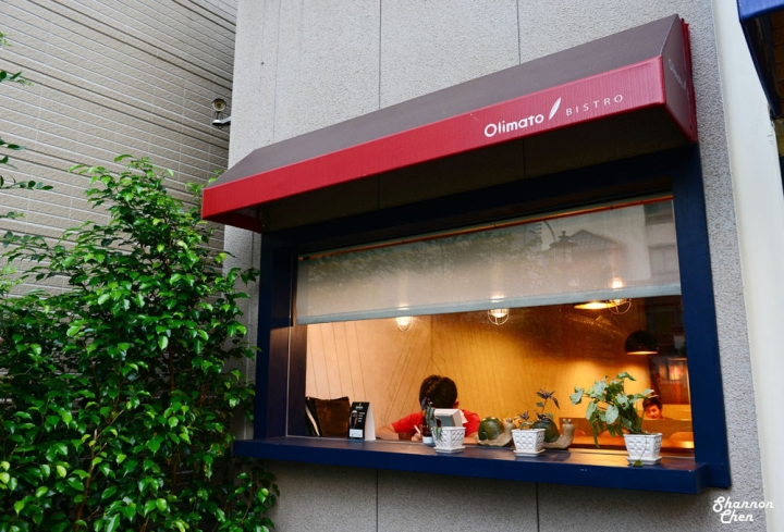 台中北屯區[奧樂美特Olimato Bistro]早午餐、平價、大分量、鐵鍋早餐、免服務費