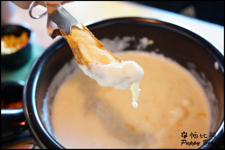 高雄西子灣 七日七日韓式炸雞 !! Chir Chir ~