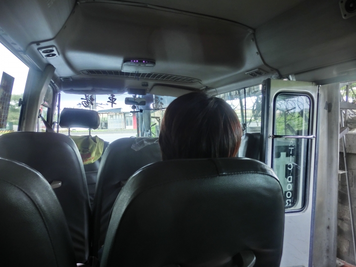 桃園機場周圍／出國機場停車問題車停那兒？ - 五福停車場 - 信用卡刷機票團費免費停車
