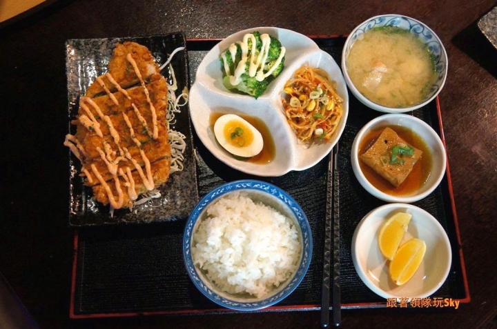 桃園龜山在地人的私藏美味[ 烤丸日式創意料理居酒屋]