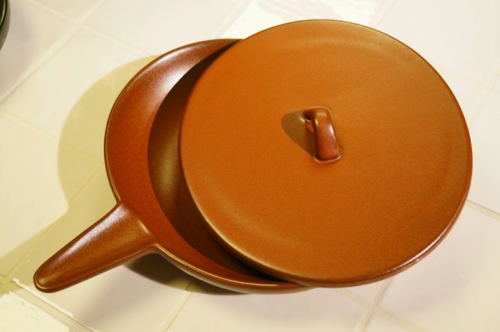 結合咖啡、展演空間、設計和餐具的[ ME Living Arts/皿皿 ]