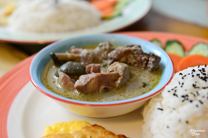 台中南區[THAI泰好喝泰式茶(忠孝店)]泰式料理、泰式小吃、泰式茶、中餐、下午茶、甜點、手搖飲品