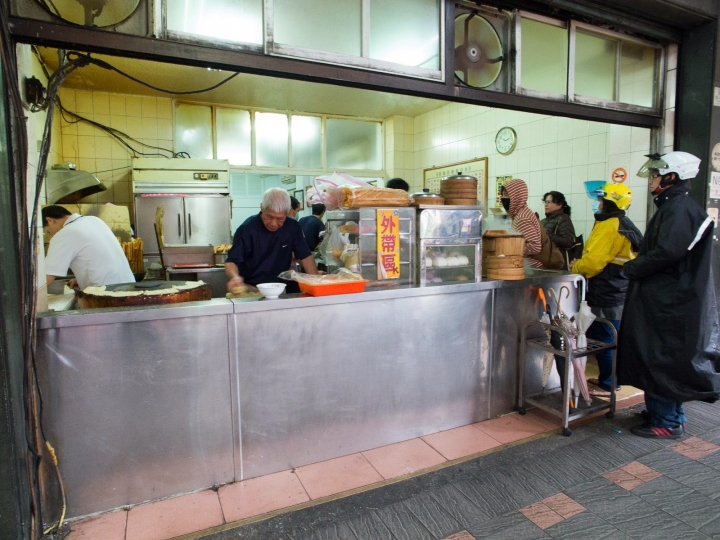 台北｜中山站．四海豆漿大王(30年老字號豆漿店)