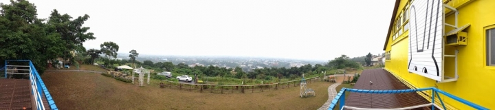 宜蘭員山景觀無限好，德國豬腳好好吃[ 兔子迷宮景觀餐廳 ](食尚玩家介紹)