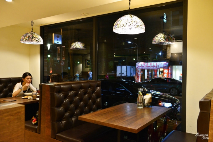 台北大安區[Restoration Caf'e 樂時美式餐廳]排餐、義大利麵、漢堡、早午餐、美式餐廳(捷運大安站)