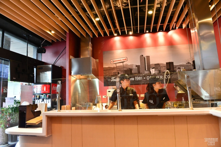 台北信義區[Quiznos Sub]潛艇堡、美國香烤三明治、Att4Fun、輕食(捷運臺北101/世貿站)