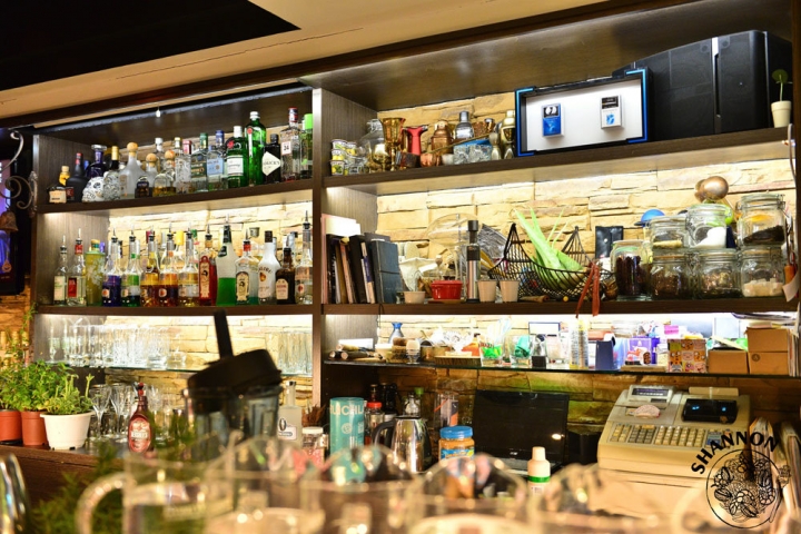 台北大安區[Fourplay]調酒、酒吧、水果酒、烈酒、Bar、cocktail、小點、排餐、義大利麵(捷運大安站)