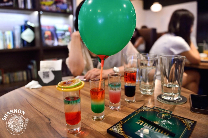 台北大安區[Fourplay]調酒、酒吧、水果酒、烈酒、Bar、cocktail、小點、排餐、義大利麵(捷運大安站)