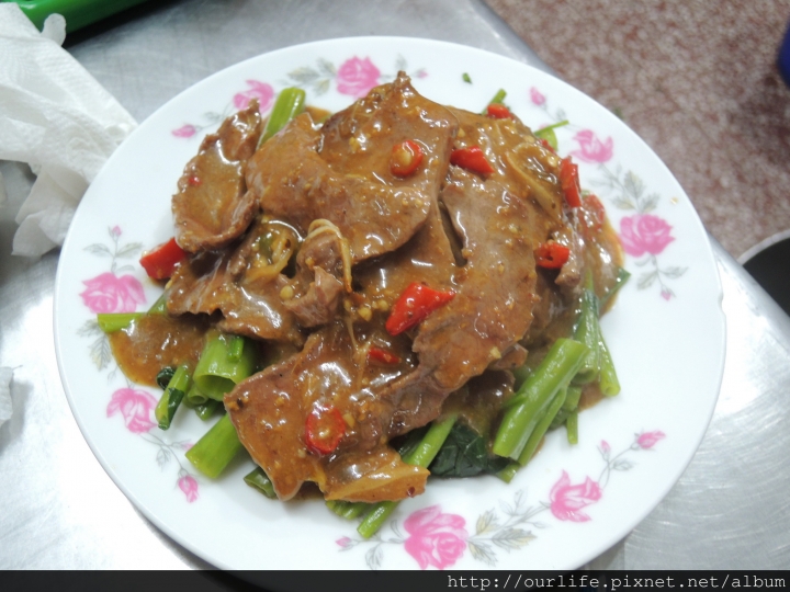 台中中區．夠味下飯的沙茶牛肉@老牌沙茶牛肉