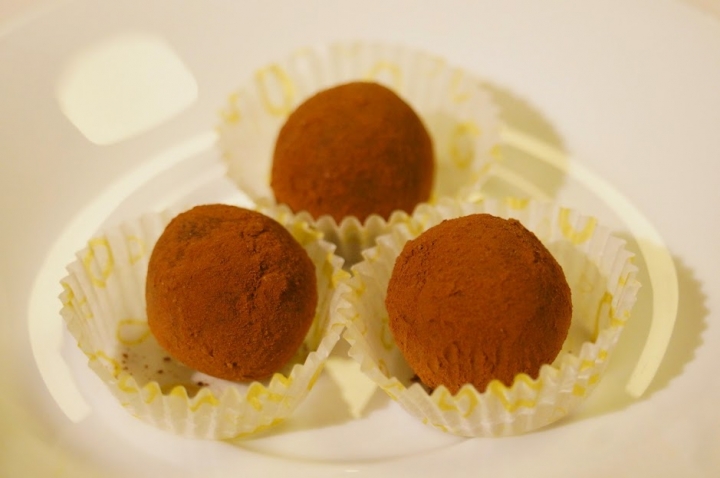 結合咖啡、展演空間、設計和餐具的[ ME Living Arts/皿皿 ]