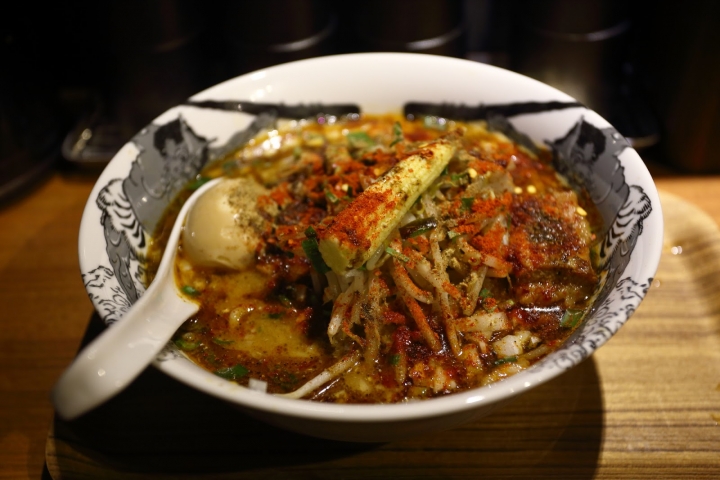 [食記] 台北｜中山站．鬼金棒（辣麻味噌拉麵）