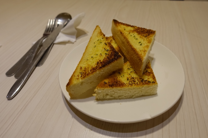 東海義麵屋 給你每天不同湯品的享受 2014/10/27