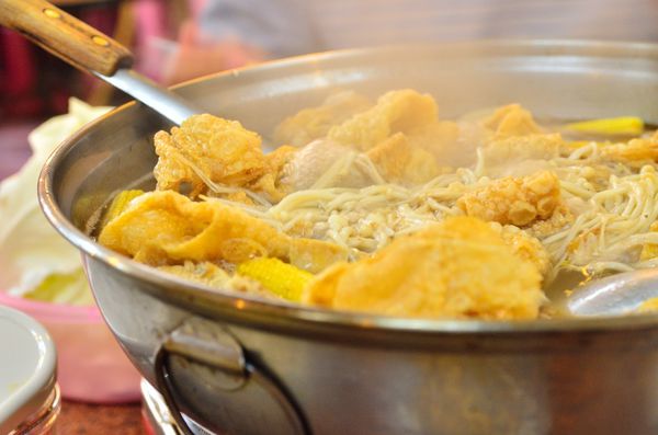 [強尼帶球 食記] 雲林 日日興羊肉爐