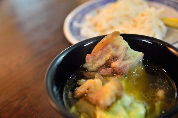[強尼帶球 食記] 雲林 日日興羊肉爐